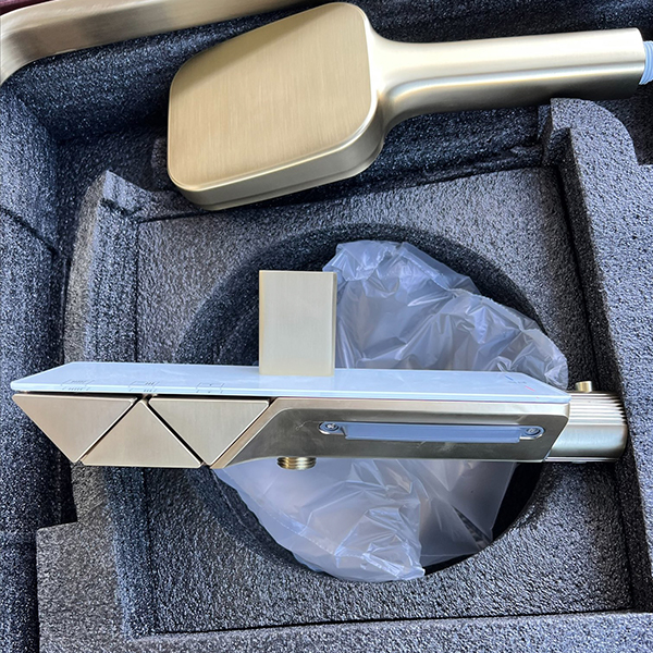 KERN 5094 Matt Gold  Душевая система термостат матовое золото