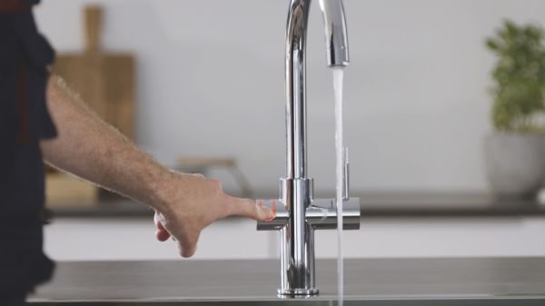 Смеситель Grohe Red II Duo 30083001 для кухонной мойки, с водонагревателем